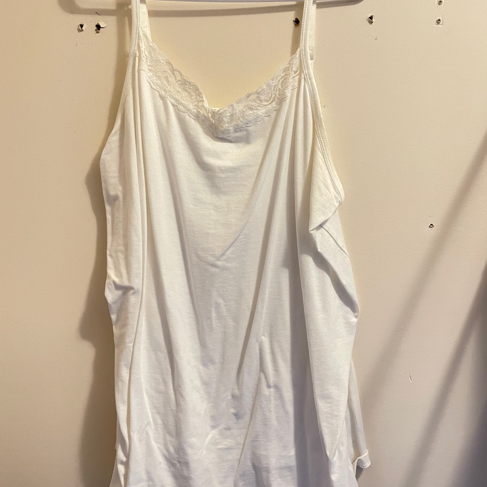 White cami 2X Catherine’s.